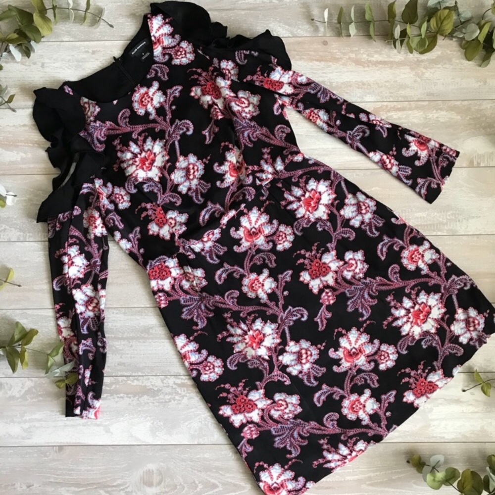 Club Monaco Teodora Cold-shoulder dress